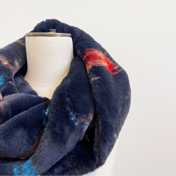 Madison 88 Black Yellow Red Faux Fur Infinity Scarf Soft NEW - Picture 7 of 12